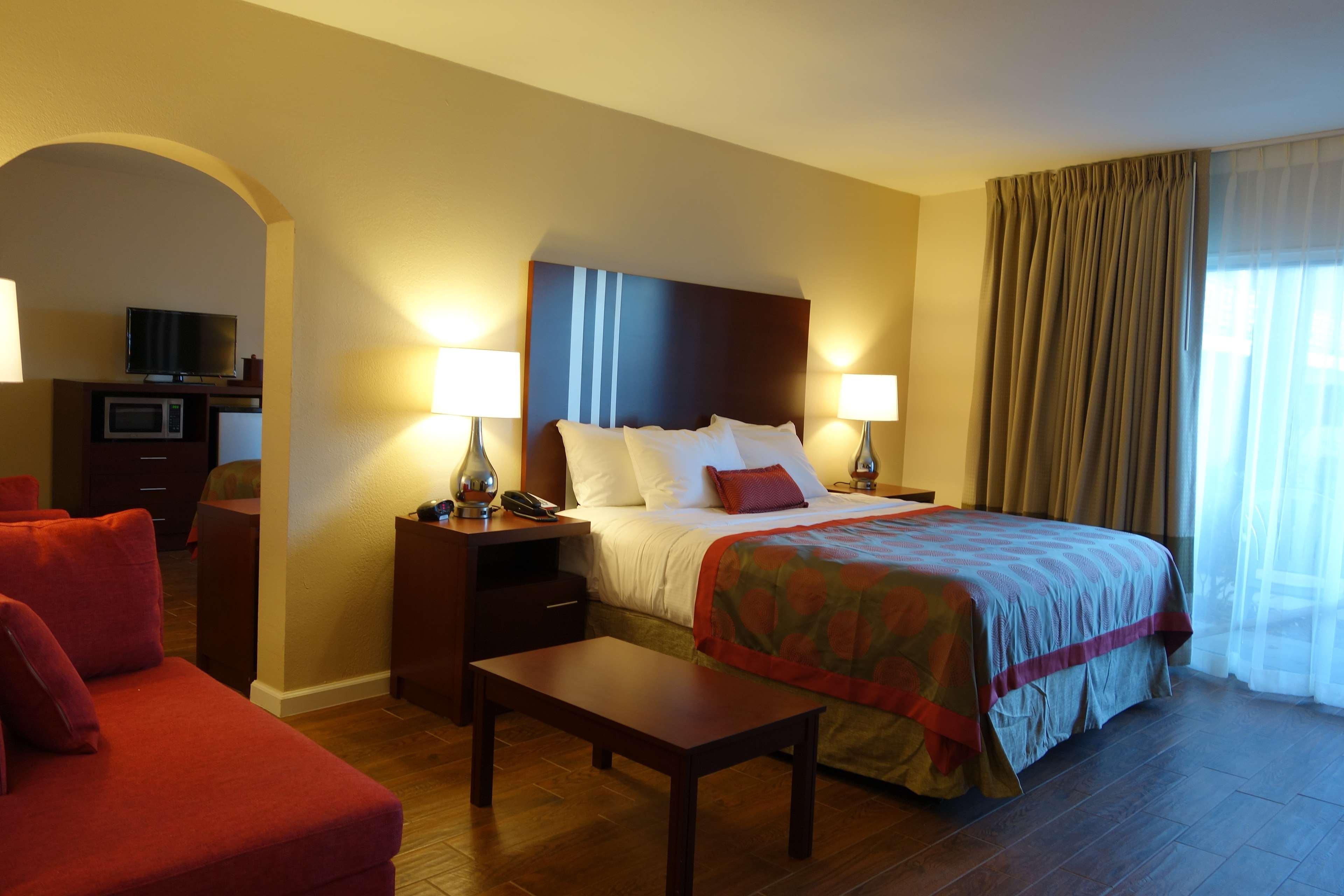 Hotel Ramada By Wyndham Sacramento North Highlands Exterior foto